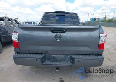 2018 Nissan Titan Xd Sv Diesel z USA, uszkodzony, nr VIN 1N6BA1F45JN551239